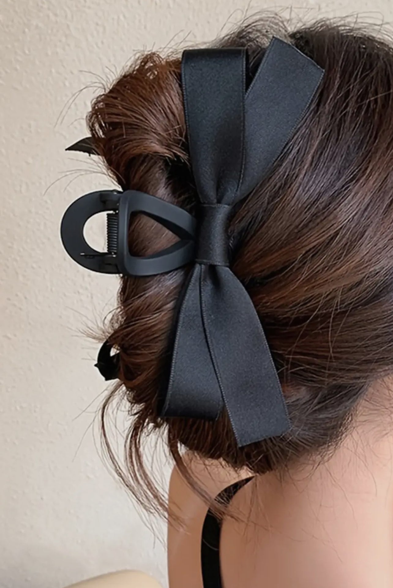 Large bow claw clip