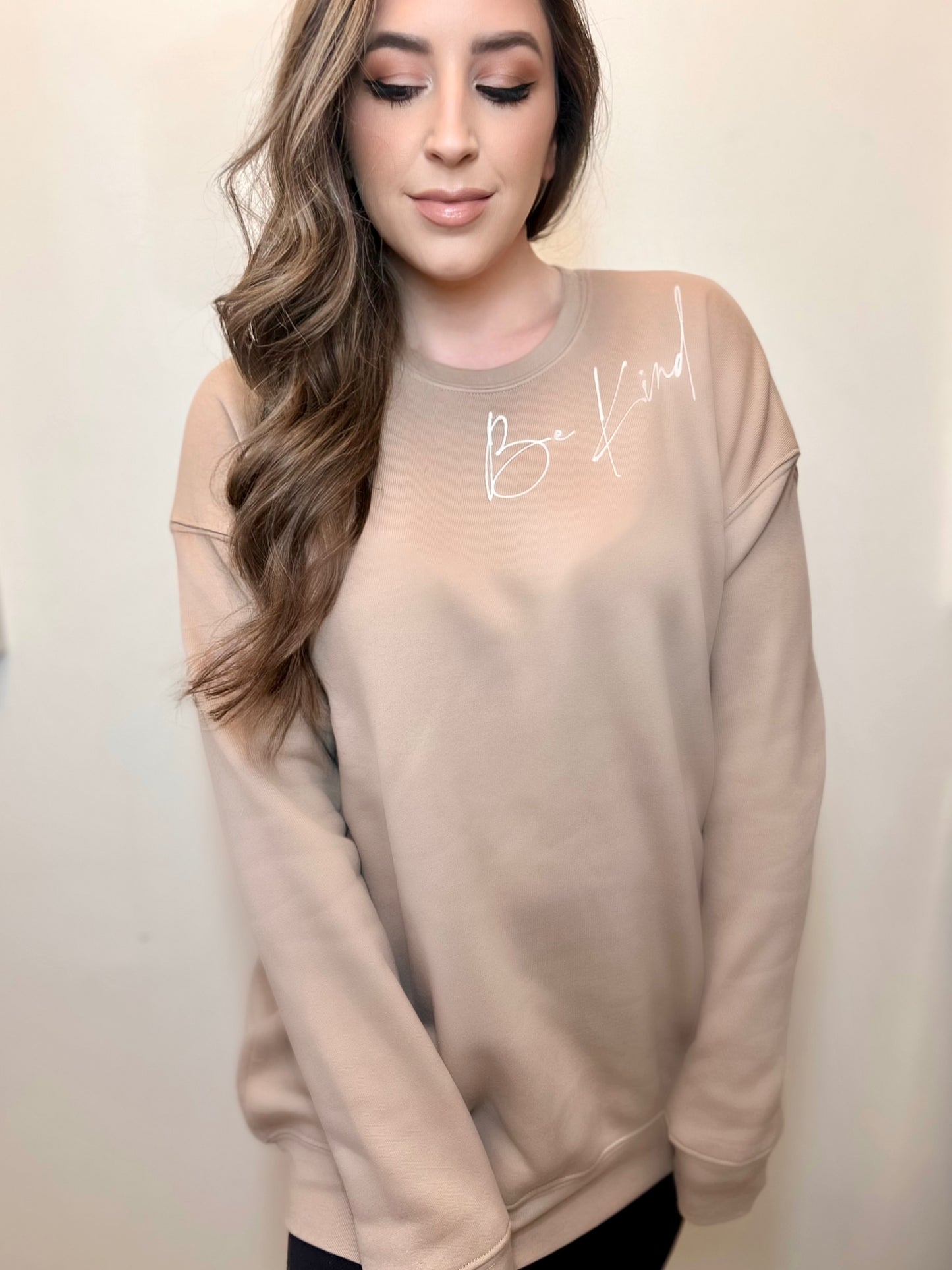 Be kind crew neck sweatshirt